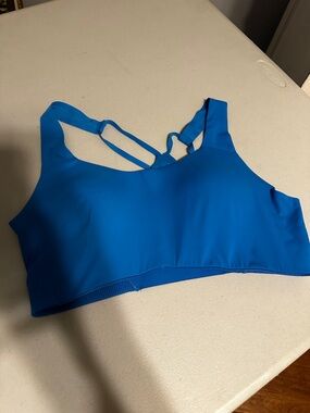 Everyday Strappy Sports Bra - Vibrant Blue